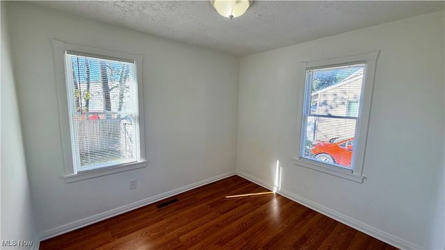 1224 Lindsay Avenue, Akron, OH 44306