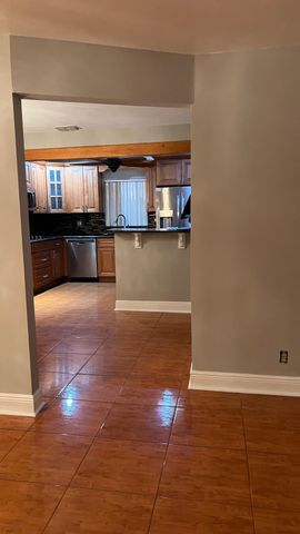 379 SW 34th Terrace, Deerfield Beach, FL 33442
