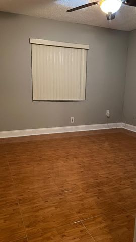 379 SW 34th Terrace, Deerfield Beach, FL 33442
