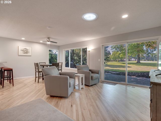 7680 Sw ARBOR LAKE Ct, Wilsonville, OR 97070