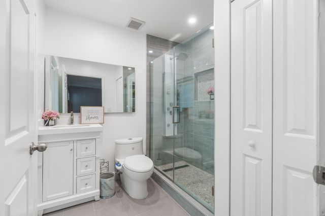 533 NE 1st Avenue, Deerfield Beach, FL 33441