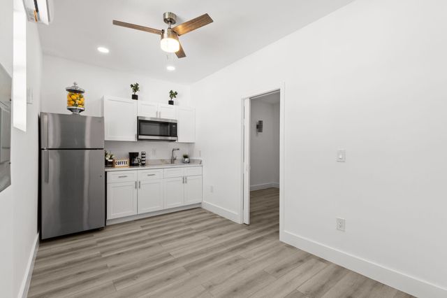 533 NE 1st Avenue, Deerfield Beach, FL 33441