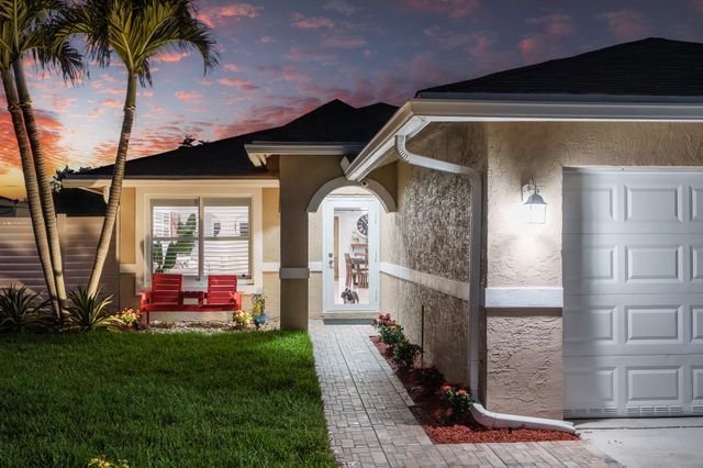 533 NE 1st Avenue, Deerfield Beach, FL 33441