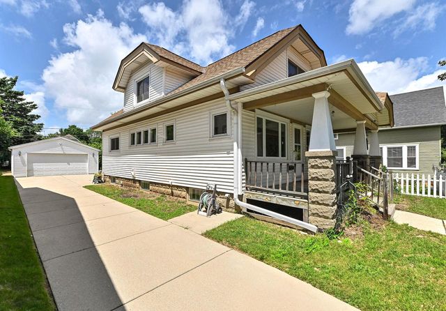 3843 S Logan AVENUE, Milwaukee, WI 53207