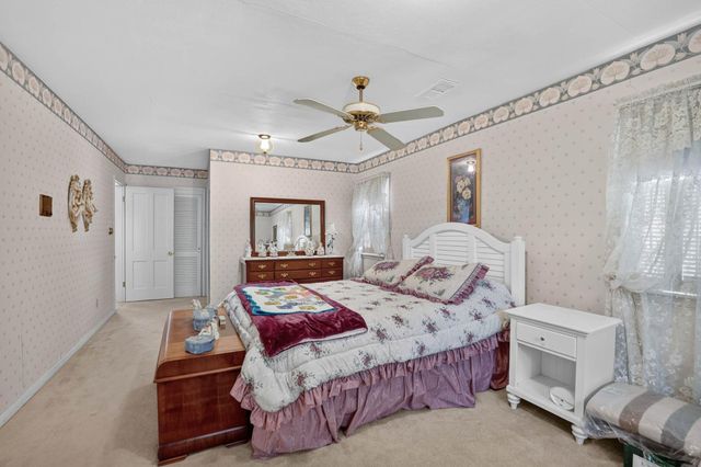 935 Prospect Boulevard, Waterloo, IA 50701