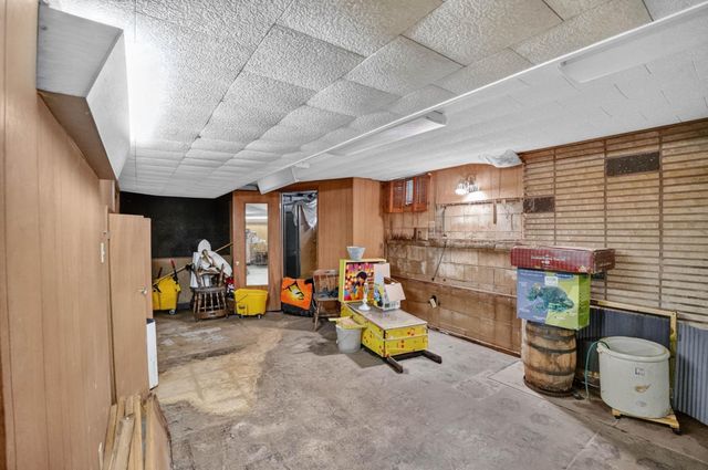 935 Prospect Boulevard, Waterloo, IA 50701