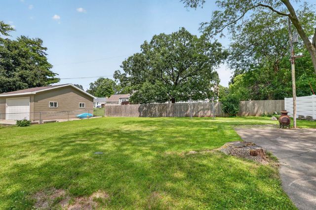 935 Prospect Boulevard, Waterloo, IA 50701