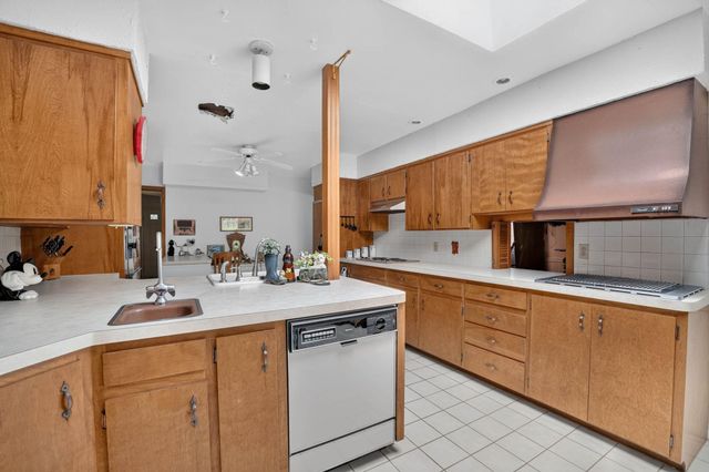 935 Prospect Boulevard, Waterloo, IA 50701