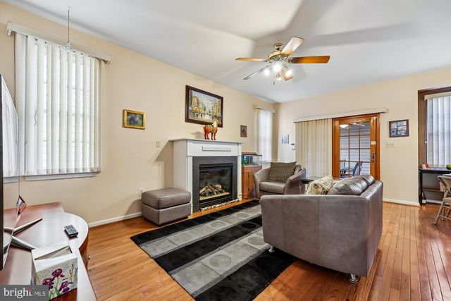 217 CHURCH GATE LN, Gaithersburg, MD 20878