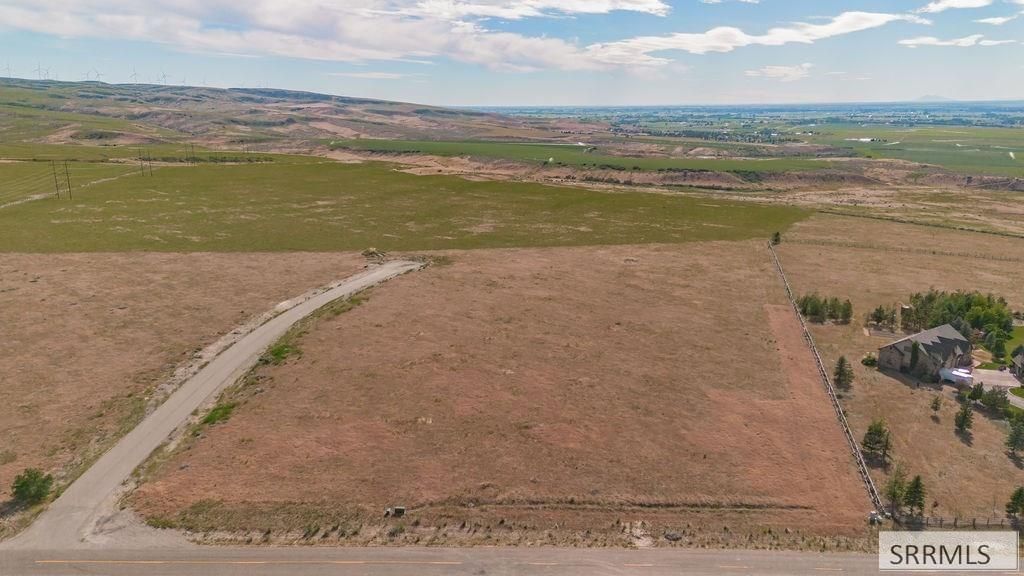 Image 2 of property listing at 4633 Cast Iron Road, Idaho Falls, ID 83206