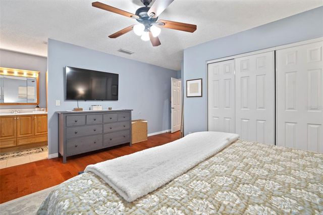 14801 OAK VINE DRIVE, Lutz, FL 33559