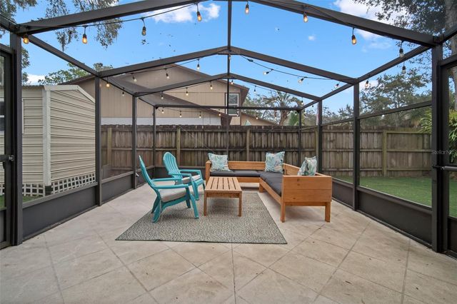 14801 OAK VINE DRIVE, Lutz, FL 33559