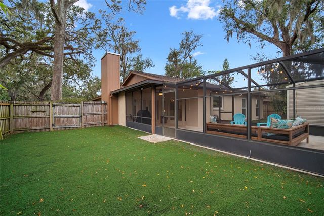 14801 OAK VINE DRIVE, Lutz, FL 33559