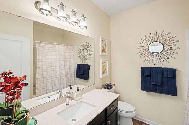 5886 Sheffield Terrace NE, Prior Lake, MN 55372