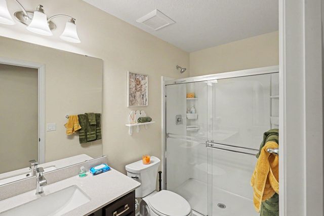5886 Sheffield Terrace NE, Prior Lake, MN 55372
