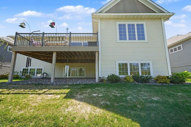 5886 Sheffield Terrace NE, Prior Lake, MN 55372