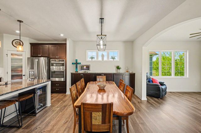 5886 Sheffield Terrace NE, Prior Lake, MN 55372