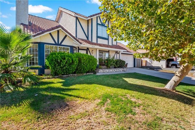 39317 Beacon Lane, Palmdale, CA 93551