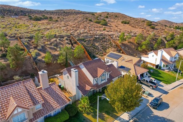 39317 Beacon Lane, Palmdale, CA 93551