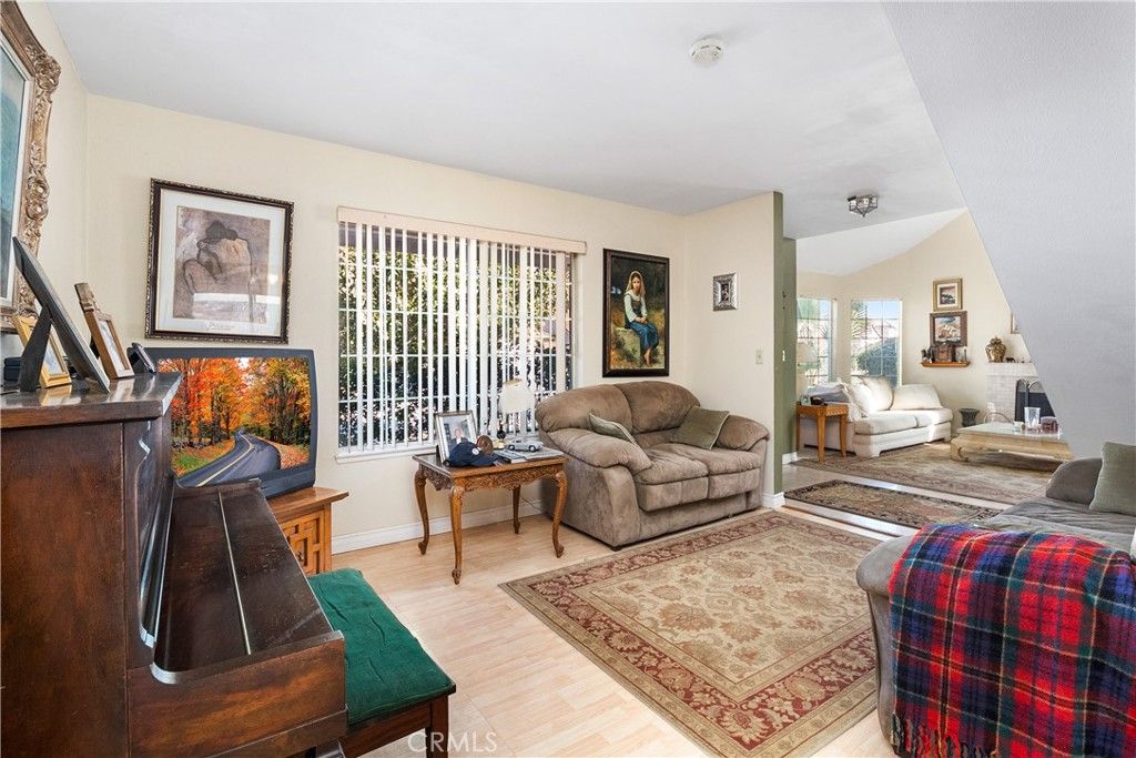 Image 20 of property listing at 39317 Beacon Lane, Palmdale, CA 93551