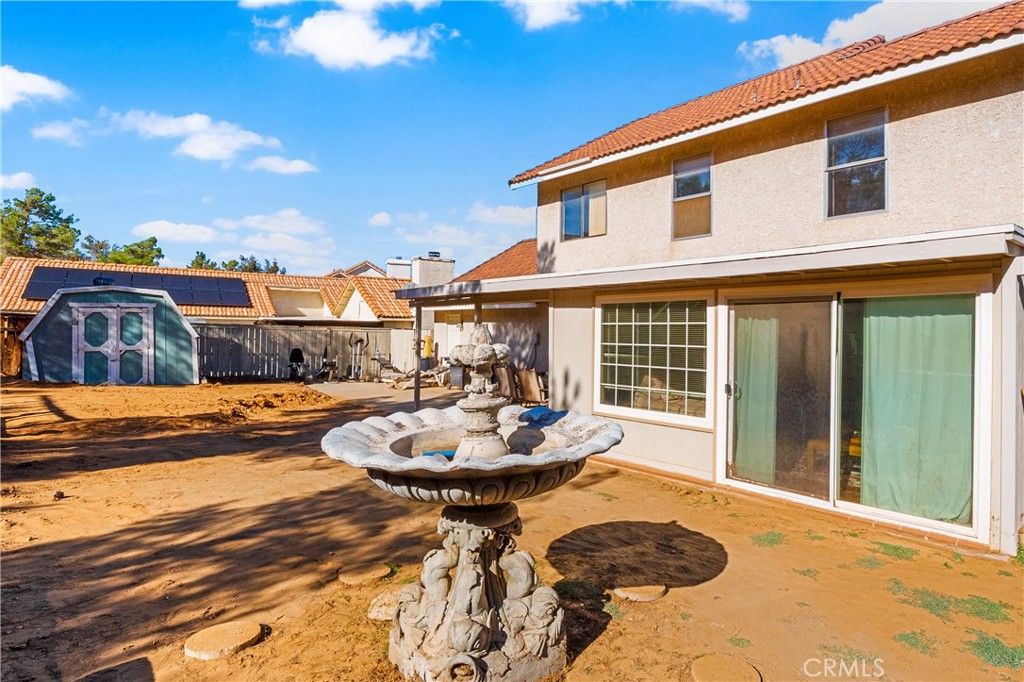 Image 27 of property listing at 39317 Beacon Lane, Palmdale, CA 93551