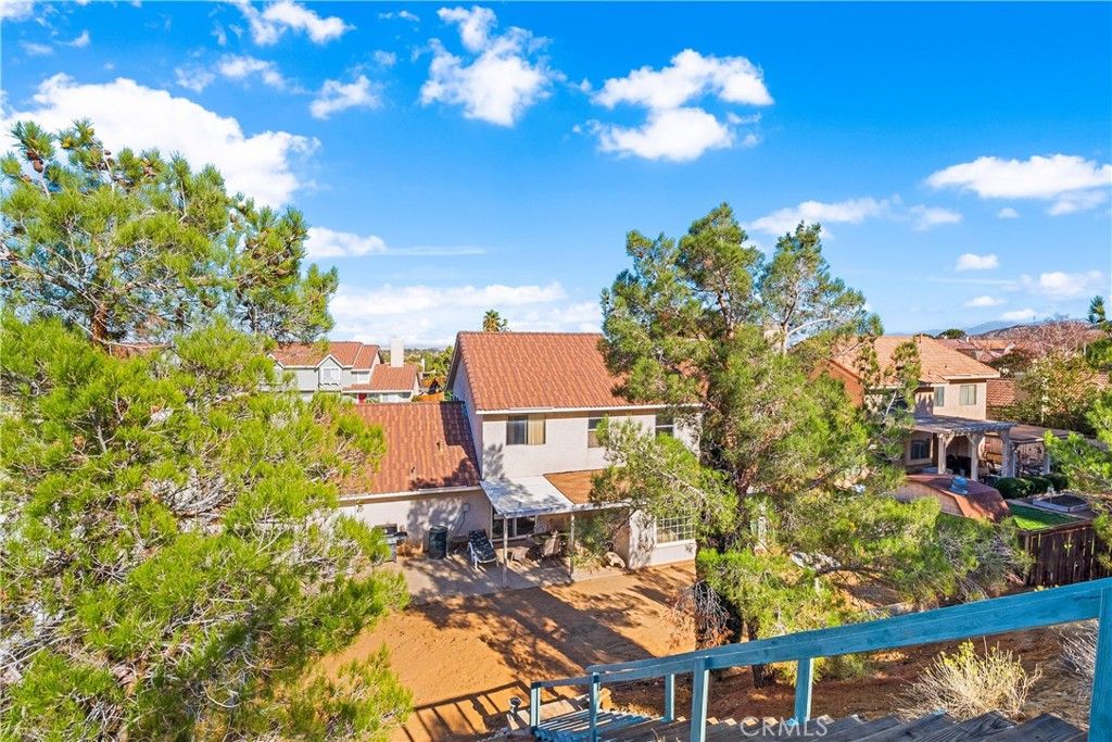 Image 28 of property listing at 39317 Beacon Lane, Palmdale, CA 93551
