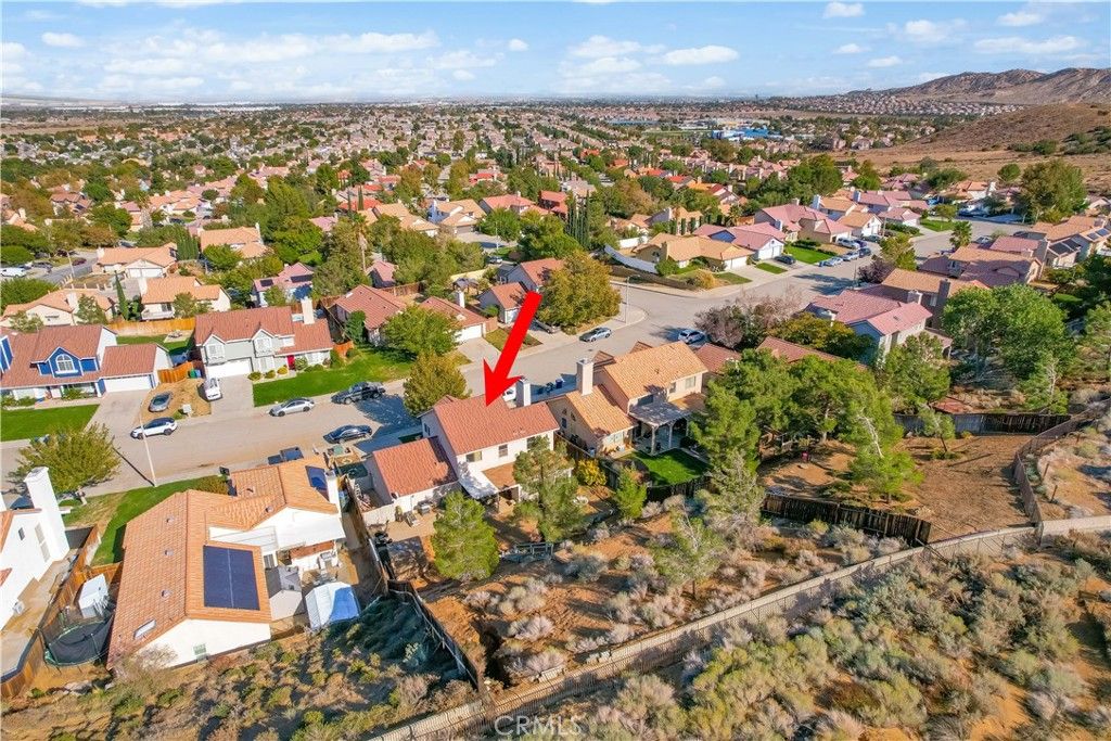 Image 8 of property listing at 39317 Beacon Lane, Palmdale, CA 93551
