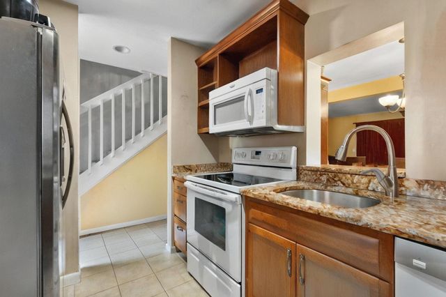 111 Coburn Avenue # 189H, Nashua, NH 03063