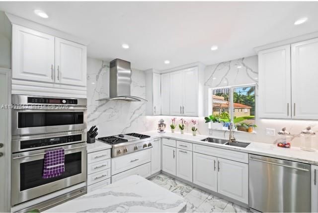 1400 NE 103rd St, Miami Shores, FL 33138