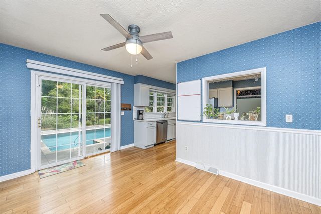 1059 S Shem Drive, Mount Pleasant, SC 29464