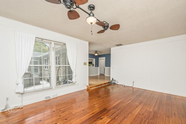 1059 S Shem Drive, Mount Pleasant, SC 29464