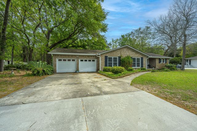 1059 S Shem Drive, Mount Pleasant, SC 29464