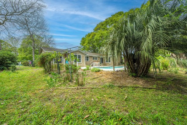 1059 S Shem Drive, Mount Pleasant, SC 29464