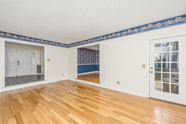 1059 S Shem Drive, Mount Pleasant, SC 29464