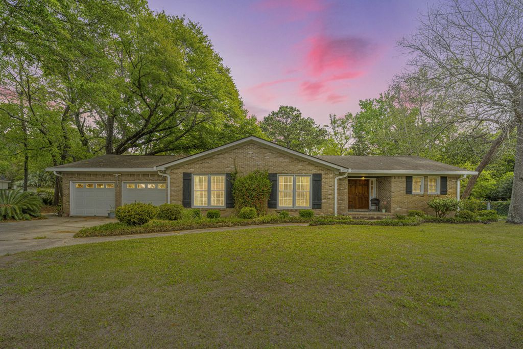 1059 S Shem Drive, Mount Pleasant, SC 29464