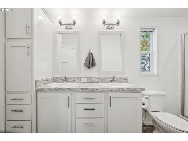 1999 JANSEN Way 16, Woodburn, OR 97071