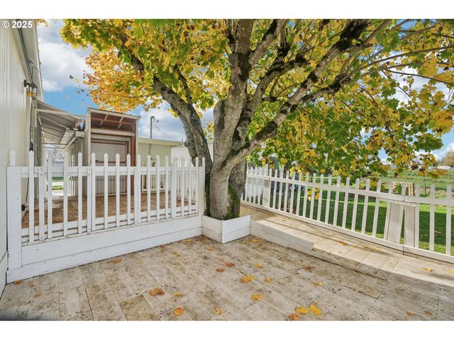 1999 JANSEN Way 16, Woodburn, OR 97071