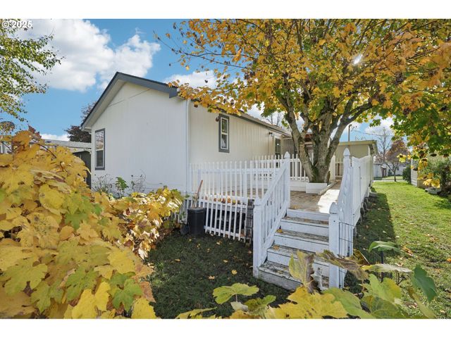 1999 JANSEN Way 16, Woodburn, OR 97071