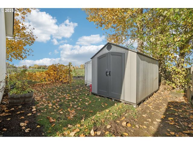 1999 JANSEN Way 16, Woodburn, OR 97071