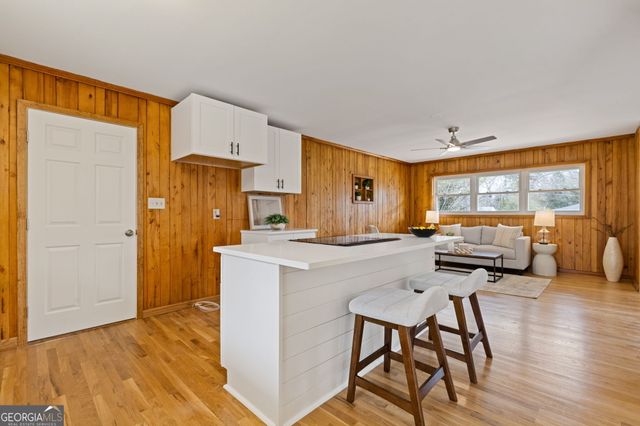 454 Jo Ann Drive, Marietta, GA 30067