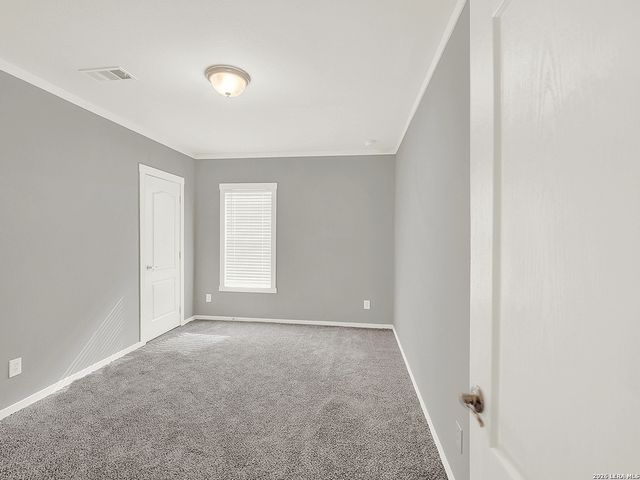 112 County Road 158, Floresville, TX 78114