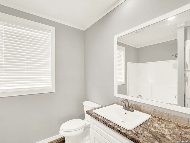 112 County Road 158, Floresville, TX 78114