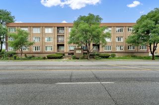 10048 S PULASKI Road 3F, Oak Lawn, IL 60453