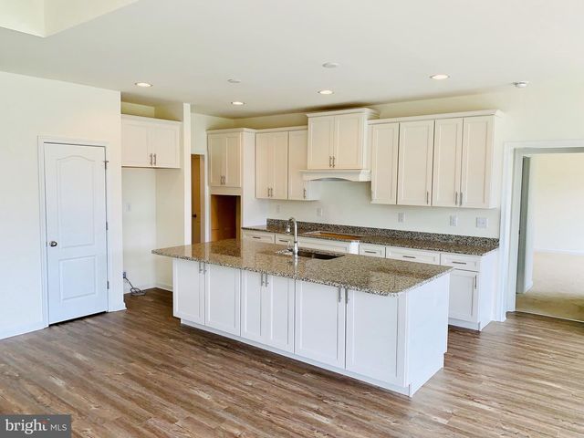 30 HENRY'S WAY S, Georgetown, DE 19947