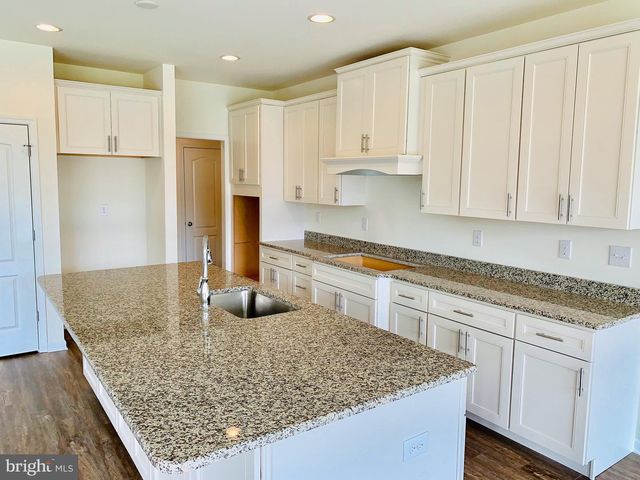 30 HENRY'S WAY S, Georgetown, DE 19947