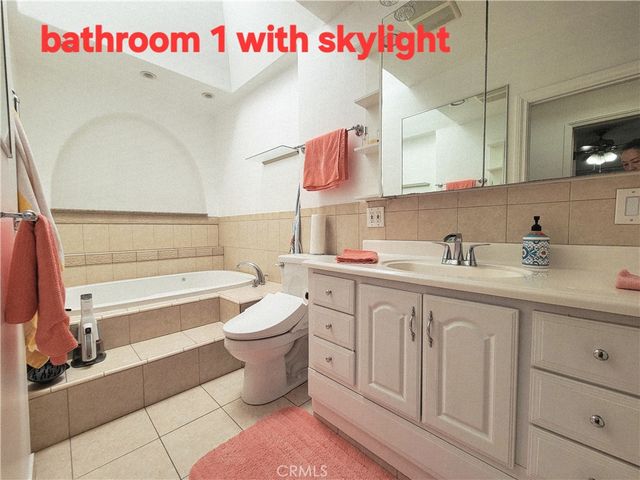3323 Larga, Los Angeles, CA 90039