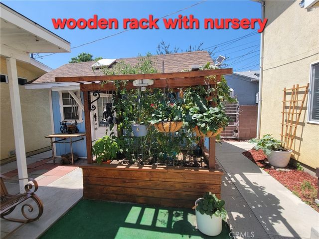 3323 Larga, Los Angeles, CA 90039