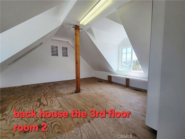 3323 Larga, Los Angeles, CA 90039