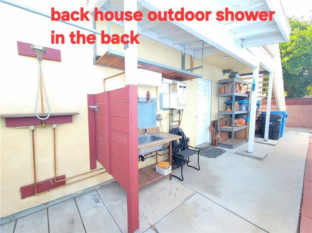 3323 Larga, Los Angeles, CA 90039