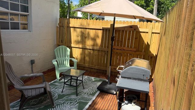 3422 SW 25th St, Miami, FL 33133
